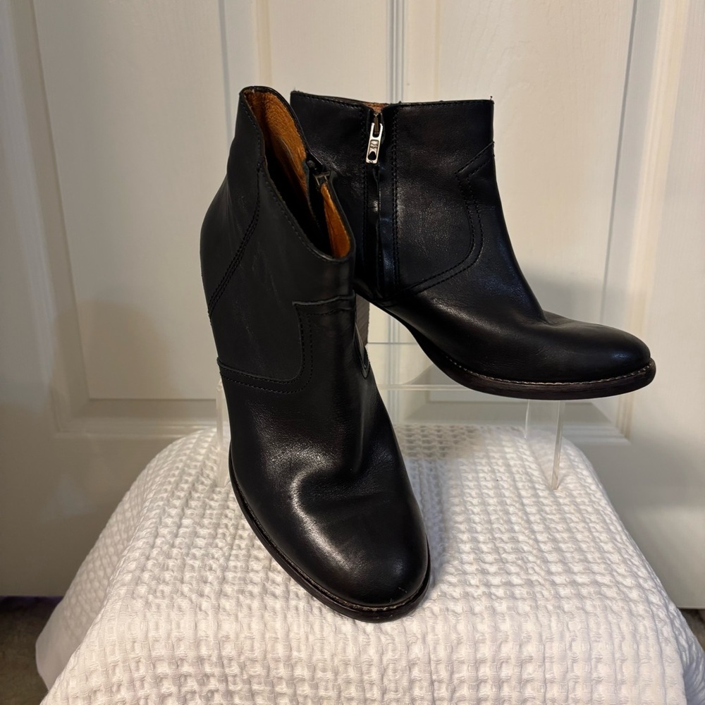 Madewell Black Leather Ankle Boots, Size 8